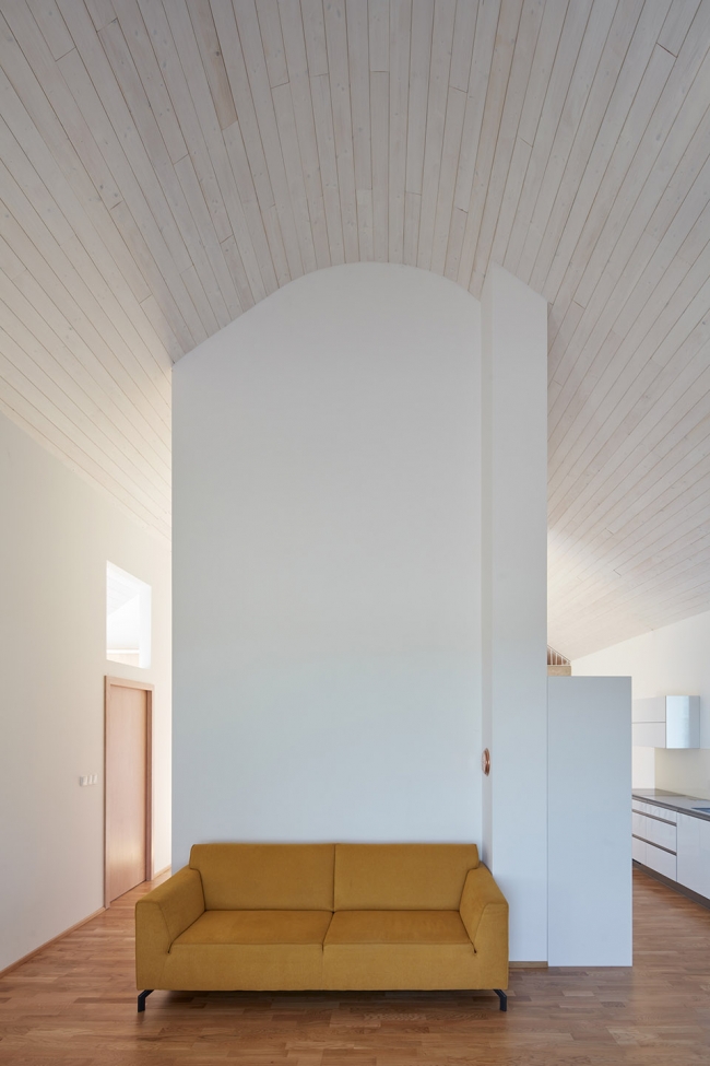 south moravian village house by ora