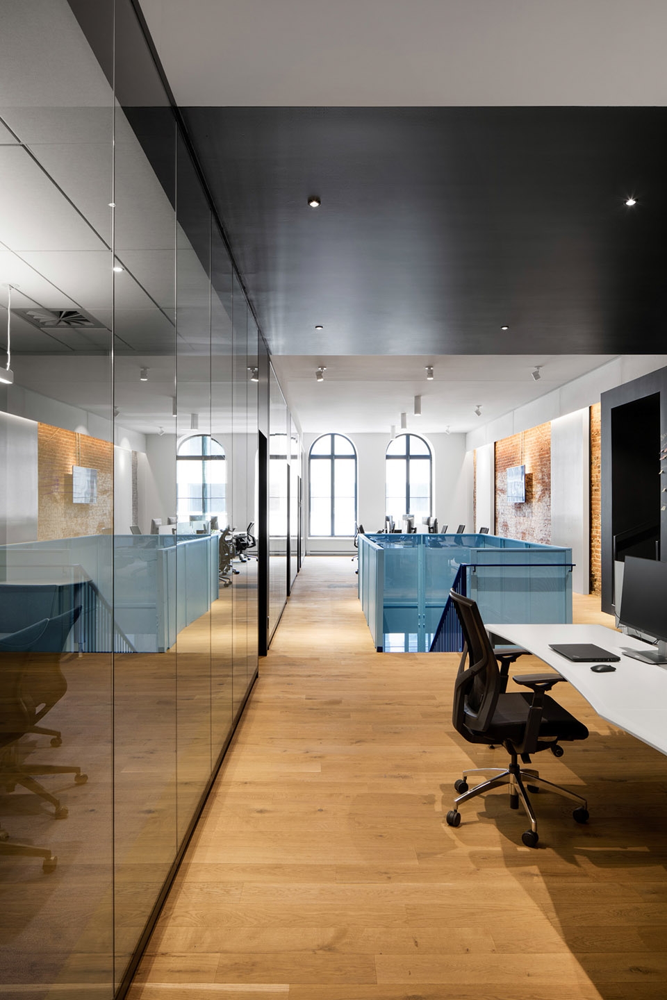 AdGear Headquarters by ACDF Architecture