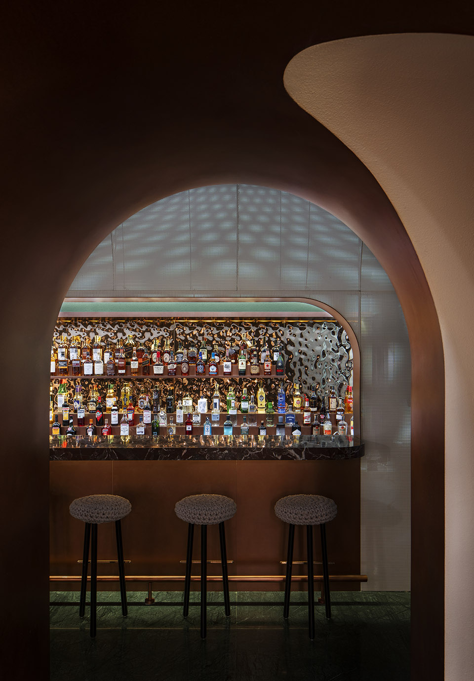 Bar Lotus, China by OFFICE AIO - 谷德设计网