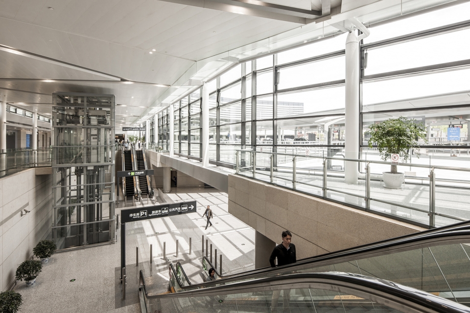 hongqiao international airport t1 china by east china architectural design research institute ecadi