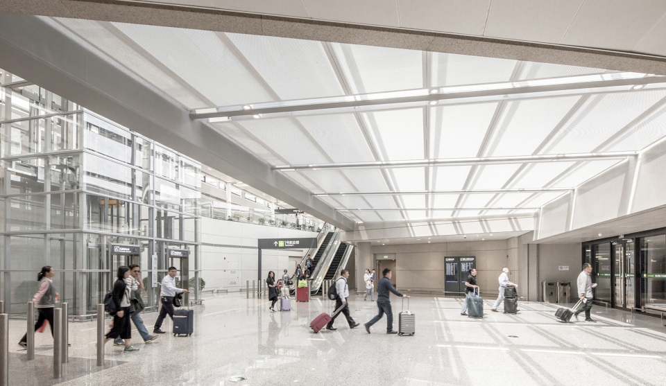 hongqiao international airport t1 china by east china architectural design research institute ecadi