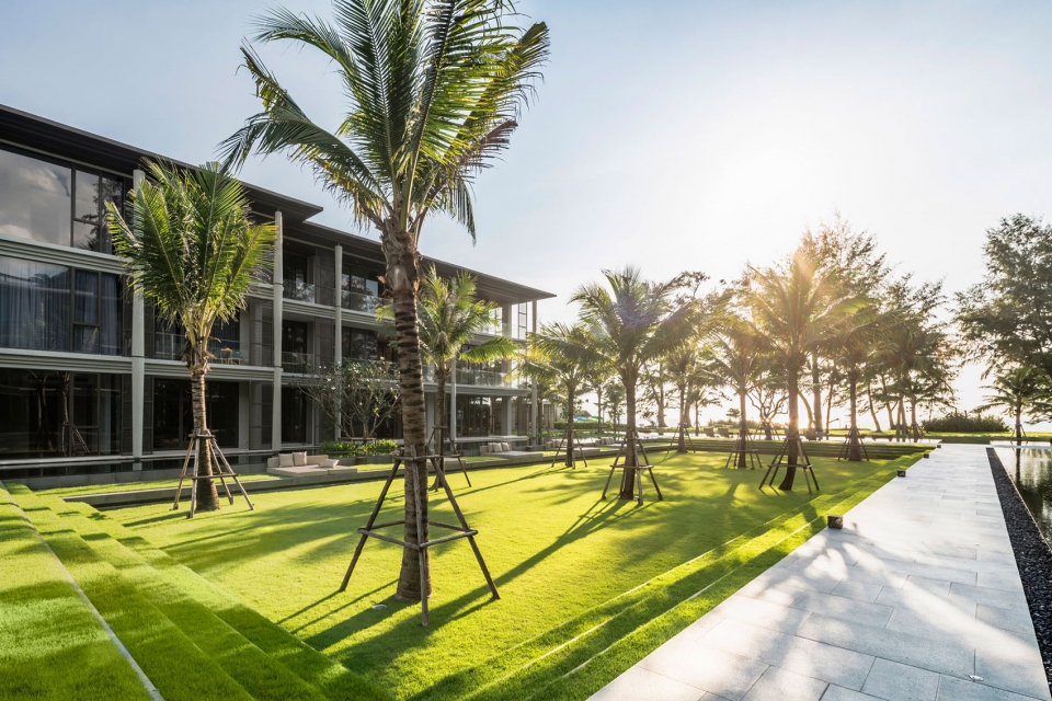 landscape design of baan mai khao by shma