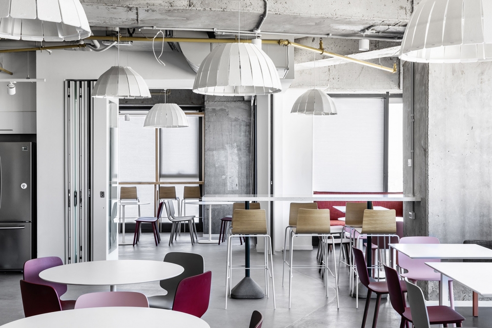 headquarter of nuvo by roy david architecture