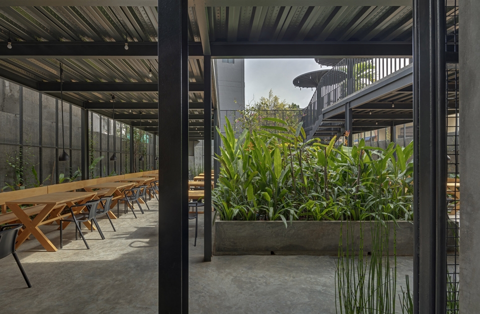 sunrise garden restaurant by m9 design studio