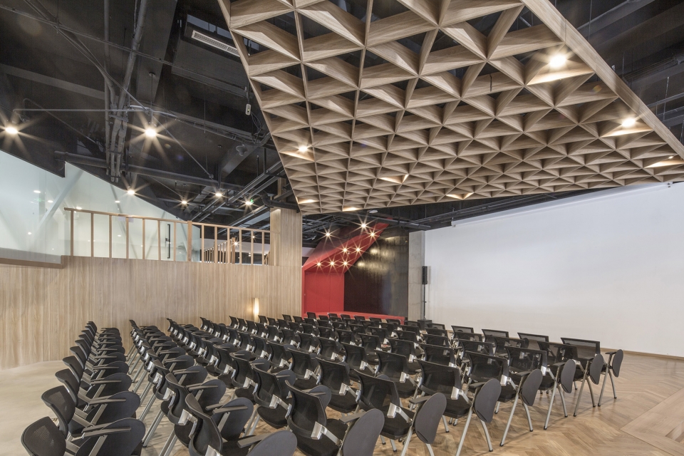 weirdo talk creative lab china by hypersity architects
