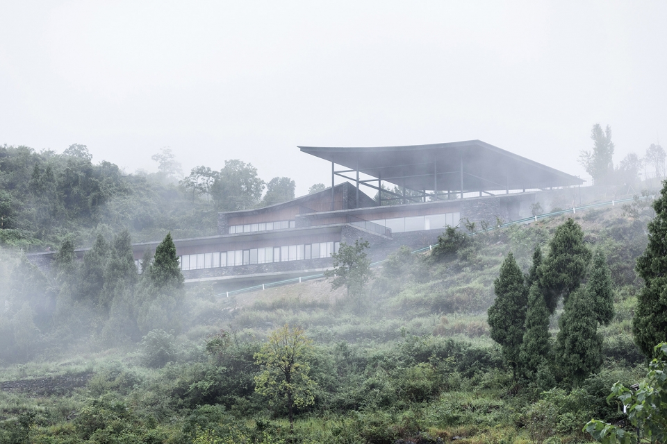 dafa canal tourist information center china by zjjz