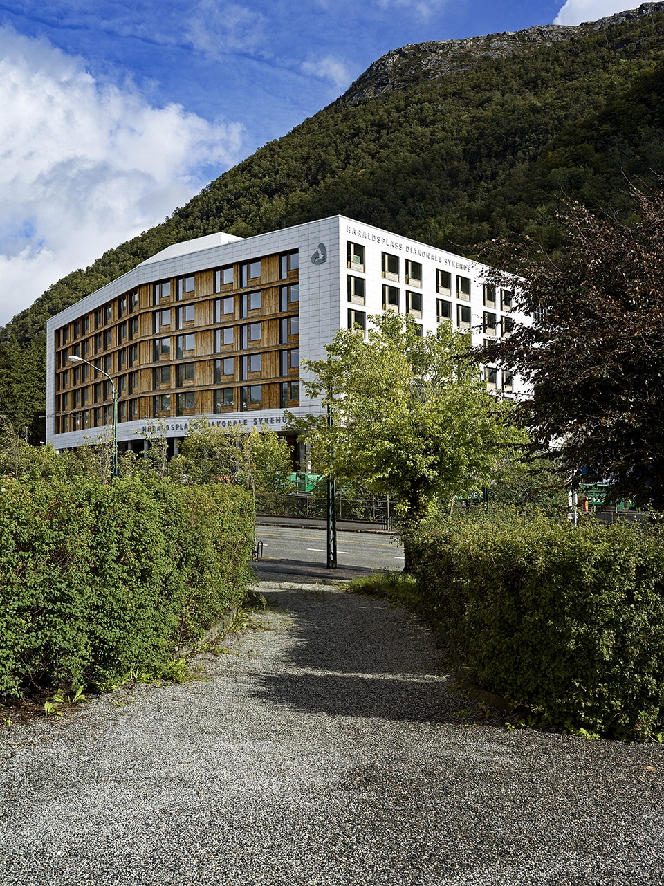 new extension to haraldplass hospital by c f moller architects