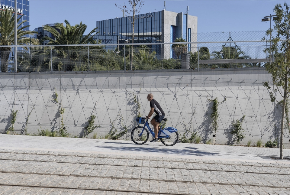 the central axis of the new multimodal hub in nice grand arenas by mateo arquitectura