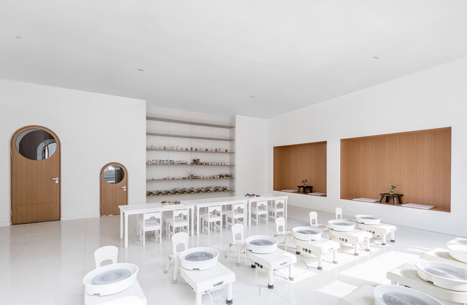 jinling kindergarten interior renovation design by he xiaotian