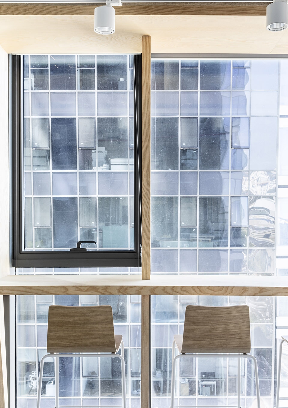 headquarter of nuvo by roy david architecture