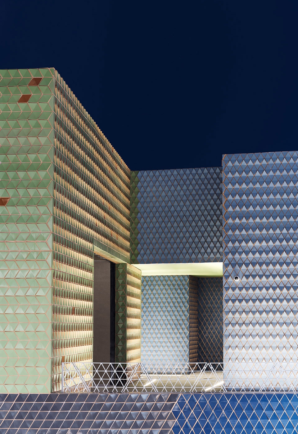 paradise plaza by tolila gilliland atelier darchitecture