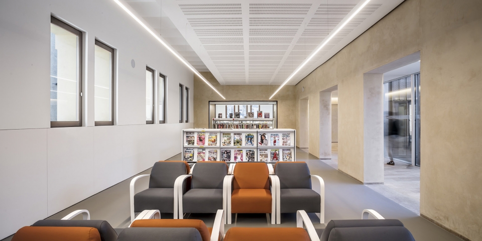 sant sadurni cultural center by taller 9s arquitectes