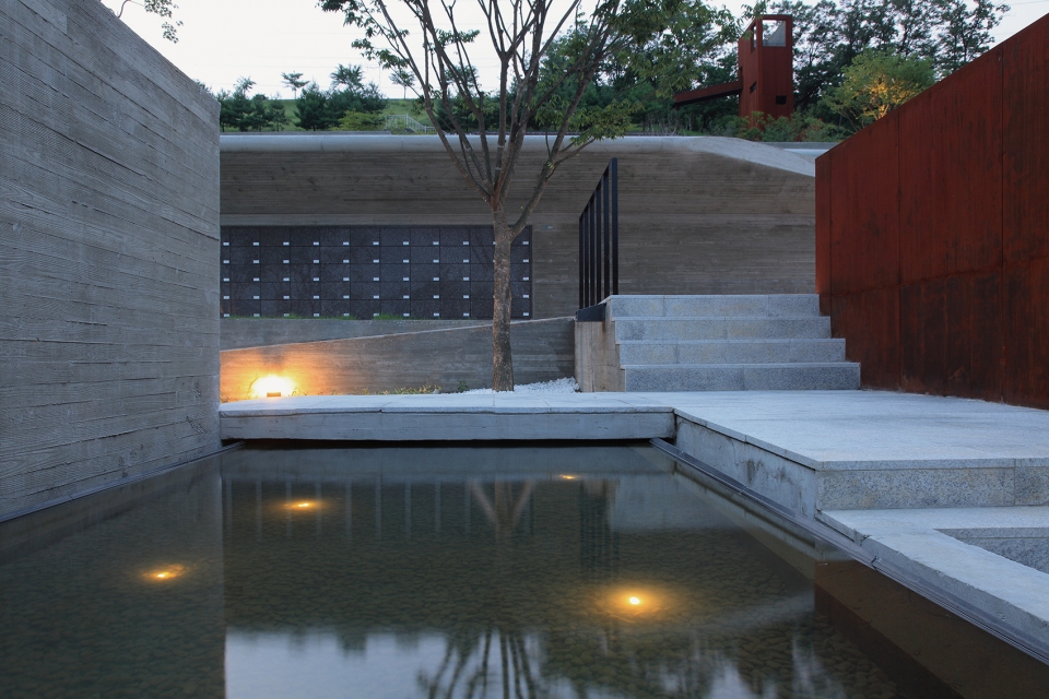 sian memorial park by iroje architects planners