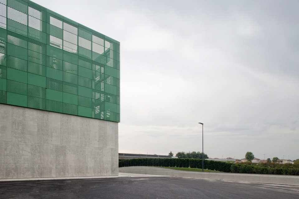 ceviv winery by reisarchitettura