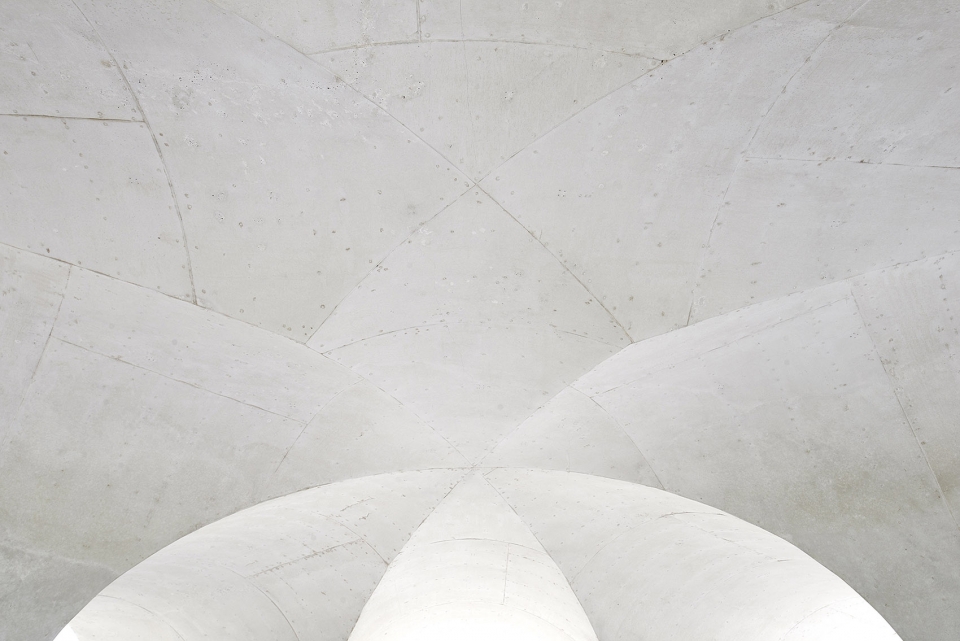 six vaults pavilion by gijs van vaerenbergh