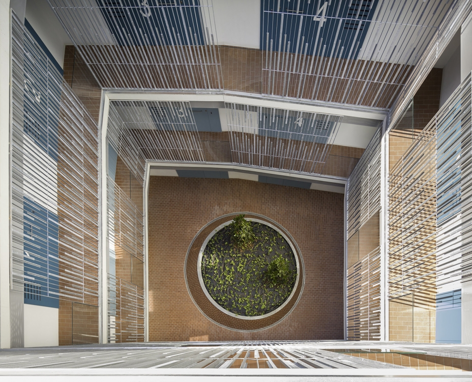 social housing at can batllo by espinet ubach