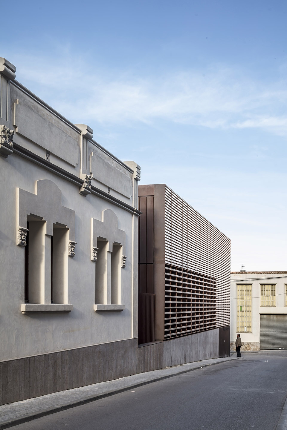sant sadurni cultural center by taller 9s arquitectes