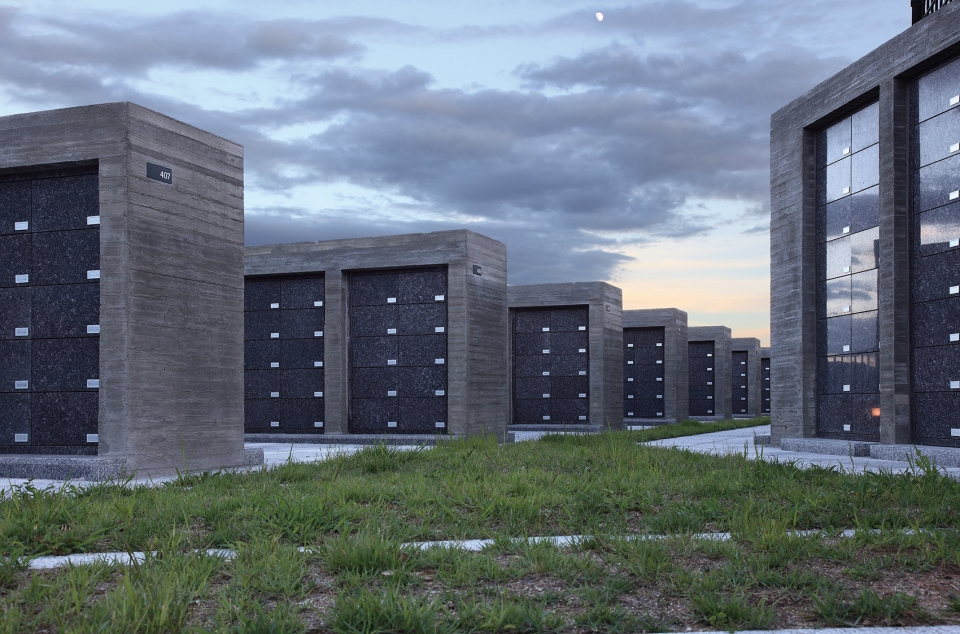 sian memorial park by iroje architects planners