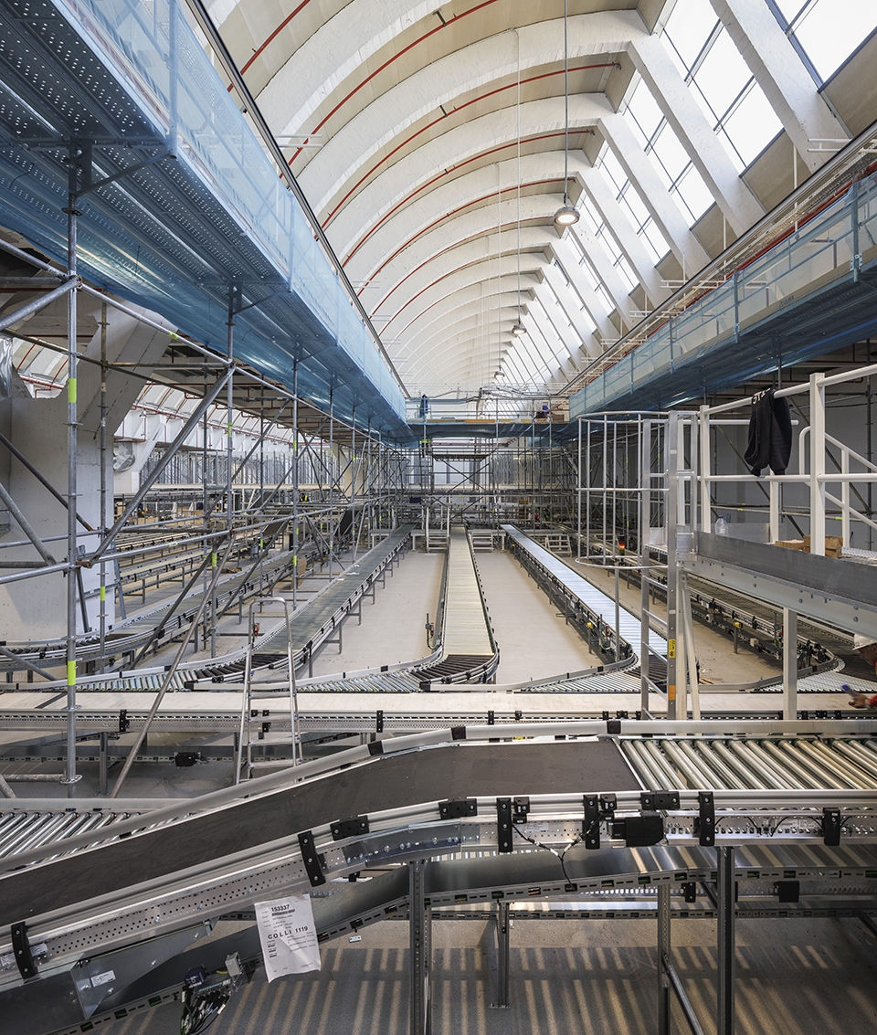 the restoration of the old intelhorce factory by system arquitectura