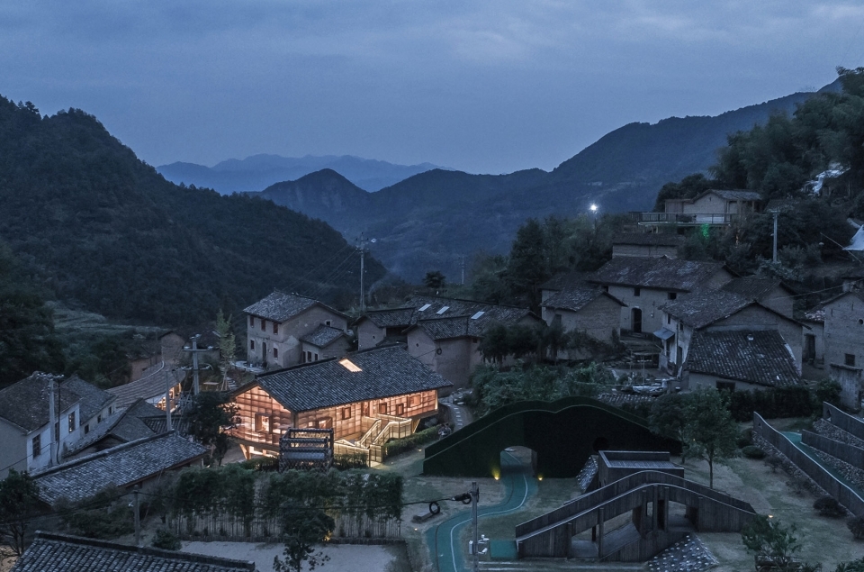 Mountain House in Mist Shulin Architectural Design 960x635 1