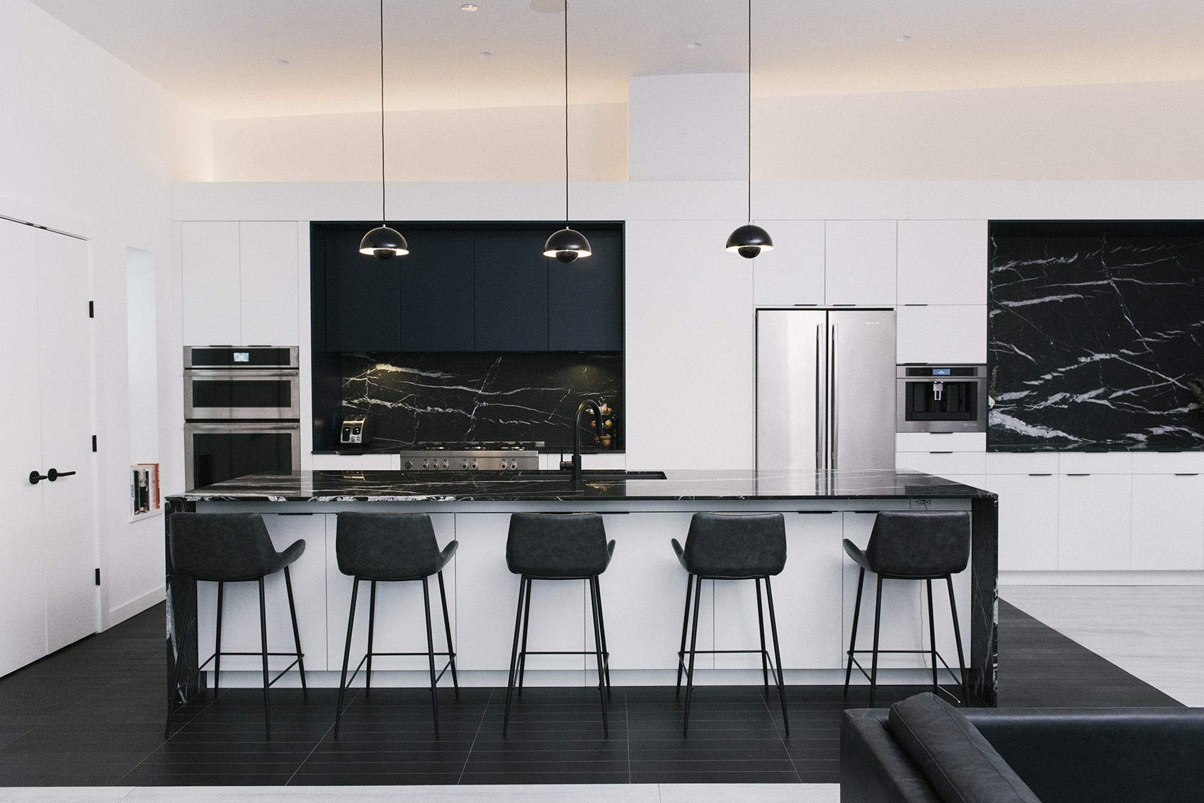 Ad Astra House by Studio Roslyn 谷德设计网