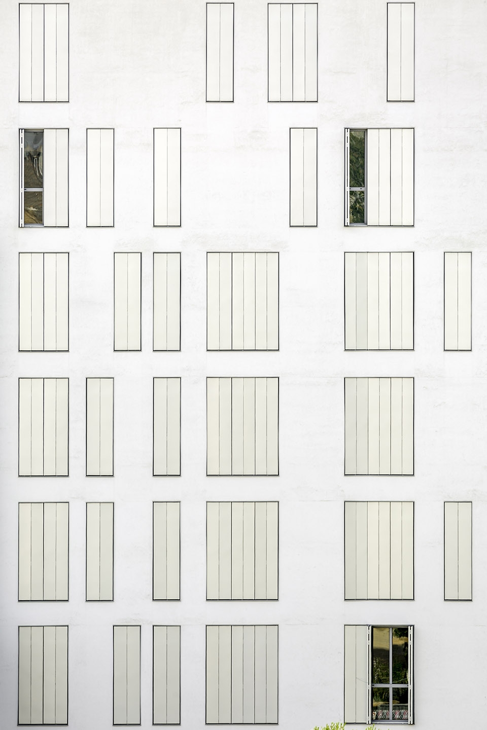 social housing at can batllo by espinet ubach