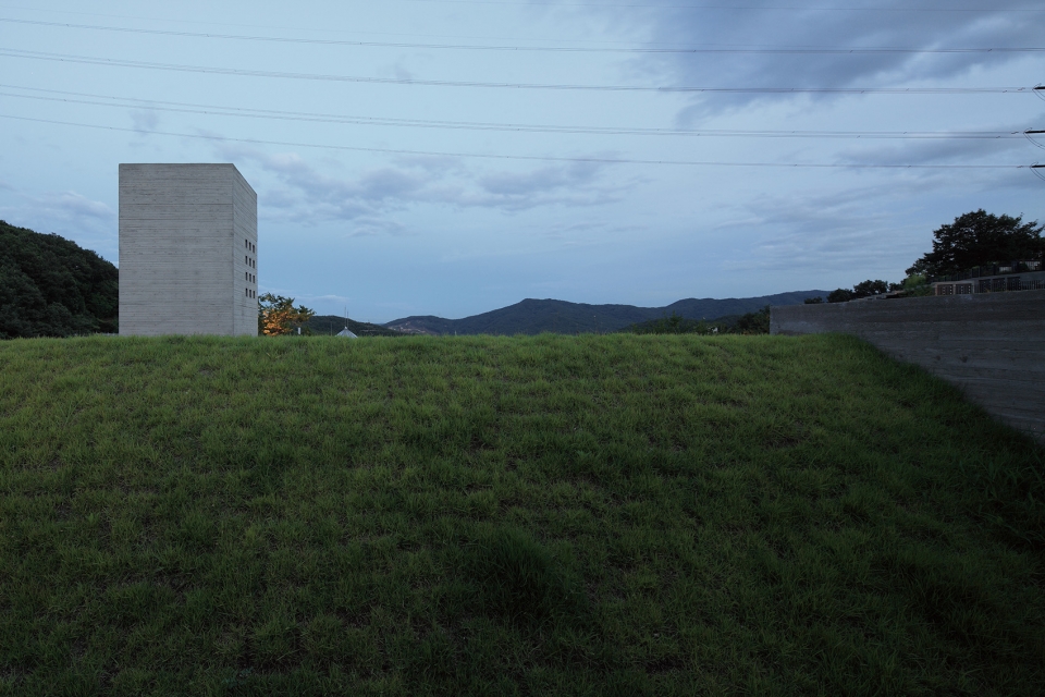 sian memorial park by iroje architects planners