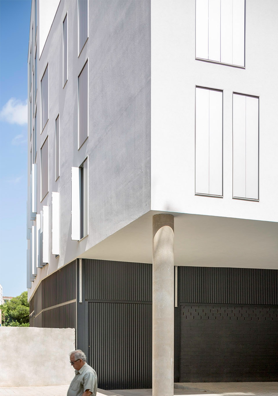 social housing at can batllo by espinet ubach