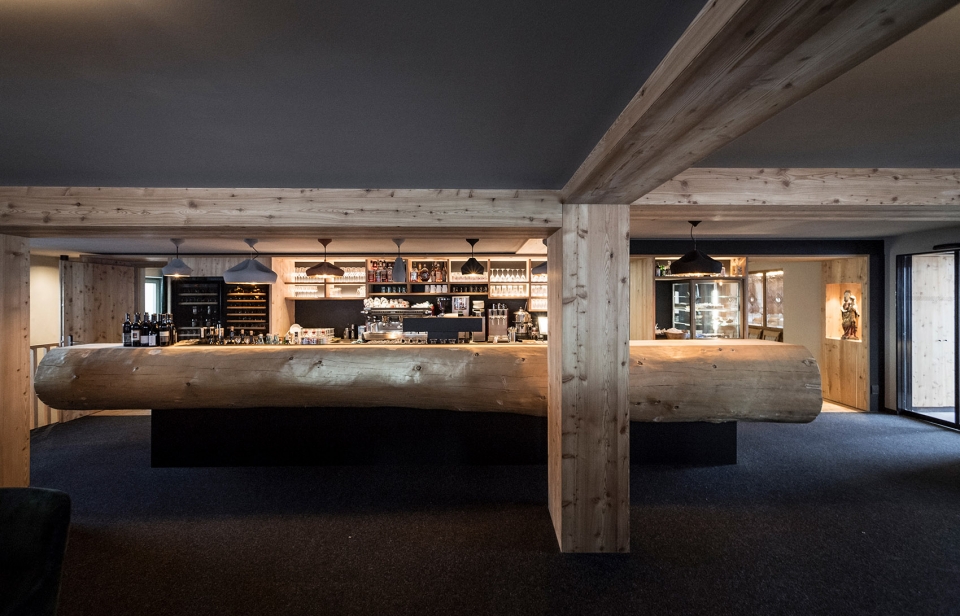 zallinger hotel by noa