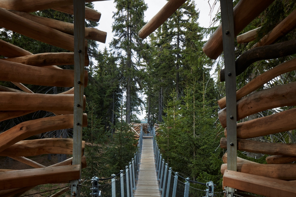 pecka playscape by molo architekti