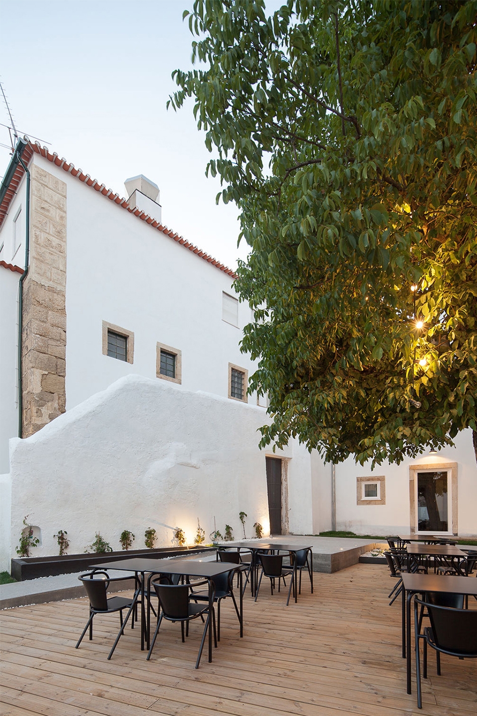 hotel in coimbra by depa architects 1