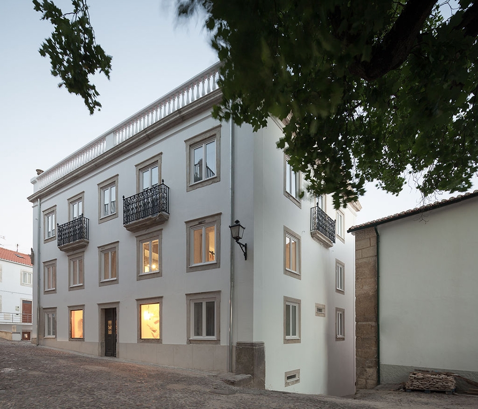 hotel in coimbra by depa architects