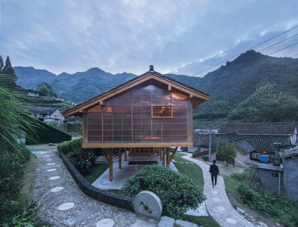 Mountain House in Mist Shulin Architectural Design