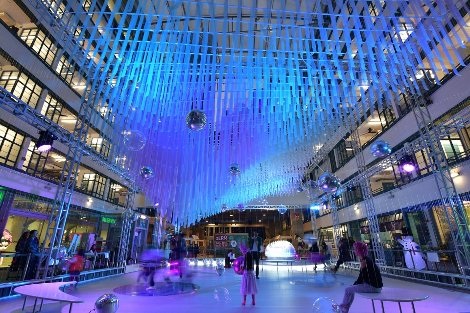 floating christmas pavilion AaaM