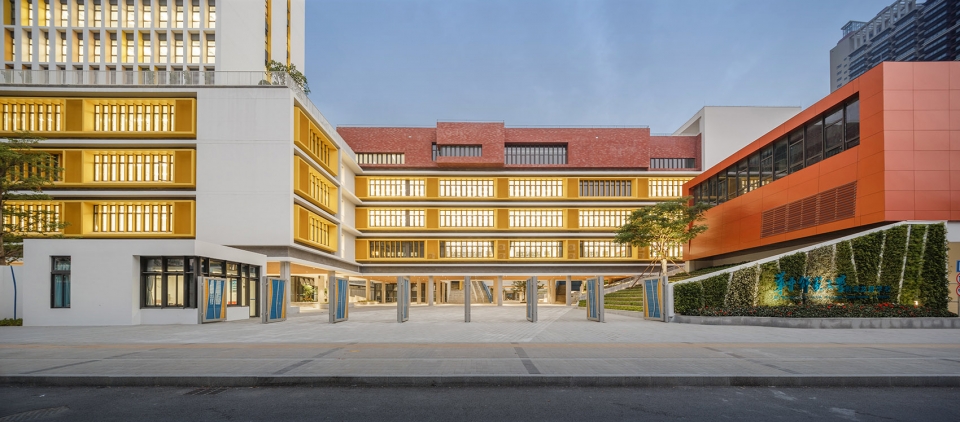Longyuan School ZHOBO Design AAO
