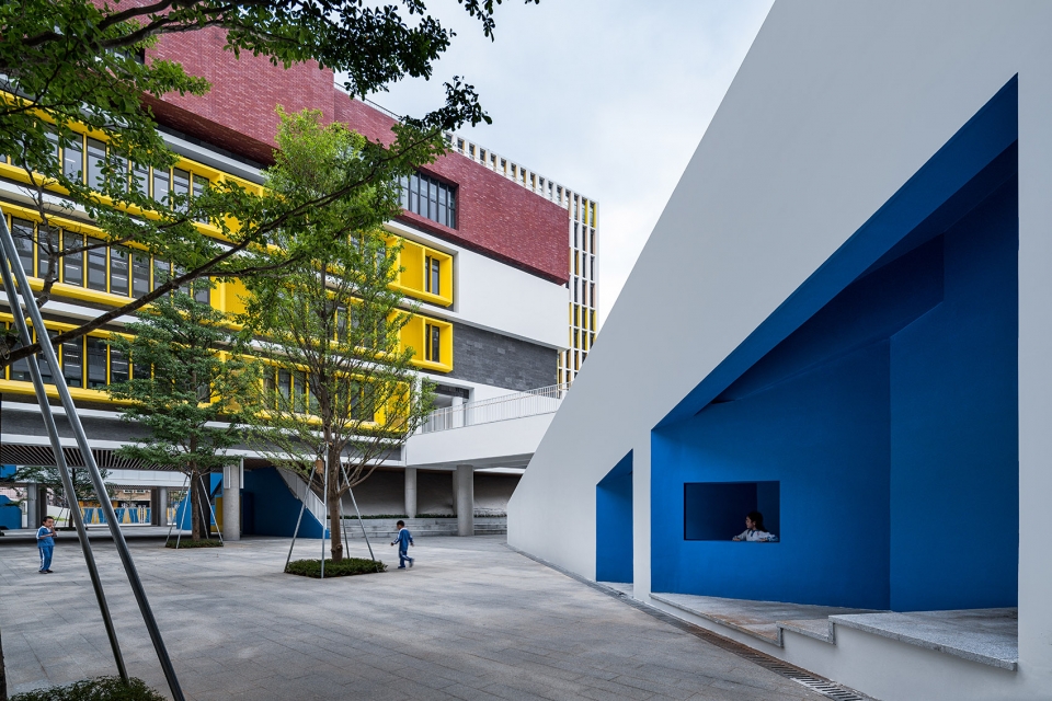 Longyuan School ZHOBO Design AAO