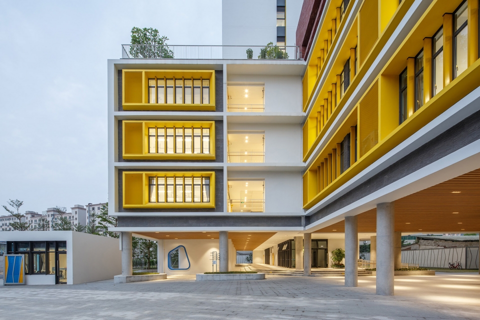 Longyuan School ZHOBO Design AAO