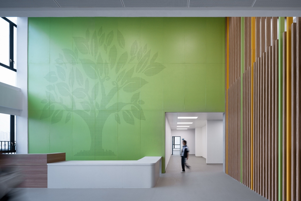 Longyuan School ZHOBO Design AAO