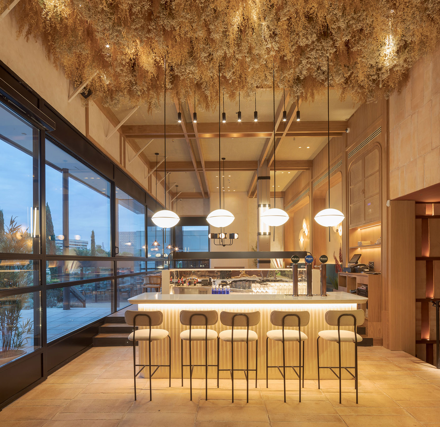 New York Burger Restaurant by Proyecto Singular - 谷德设计网