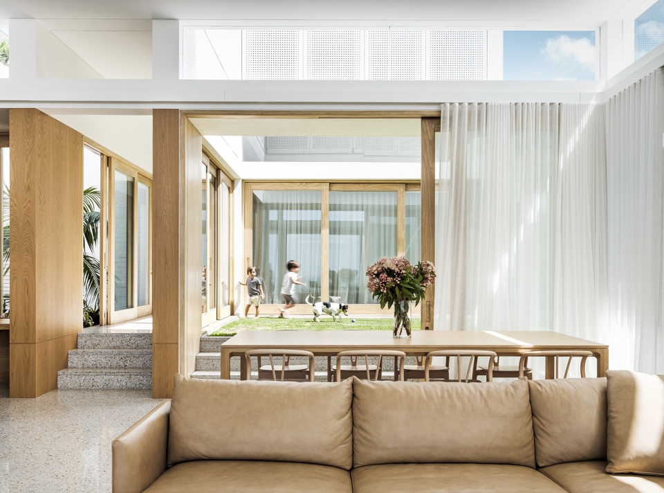 coogee house ii by madeleine blanchfield architects