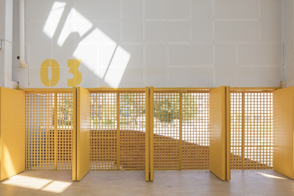 indoor playground doubling as lecture hall of yueyang county no 3 middle school china by sup atelier