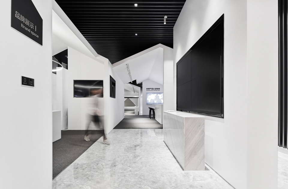 emtek letter testing exhibition hall by zones design studio