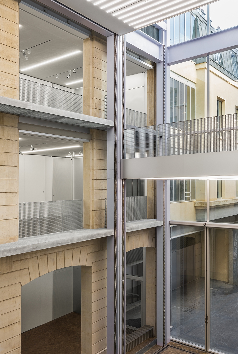 fondation dentreprise galeries lafayette by oma