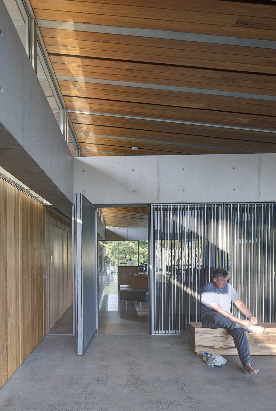 Lune de Sang Pavilion by CHROFI