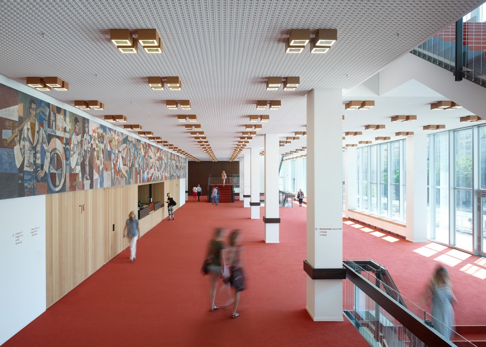 kulturpalast dresden wins dam preis 2019