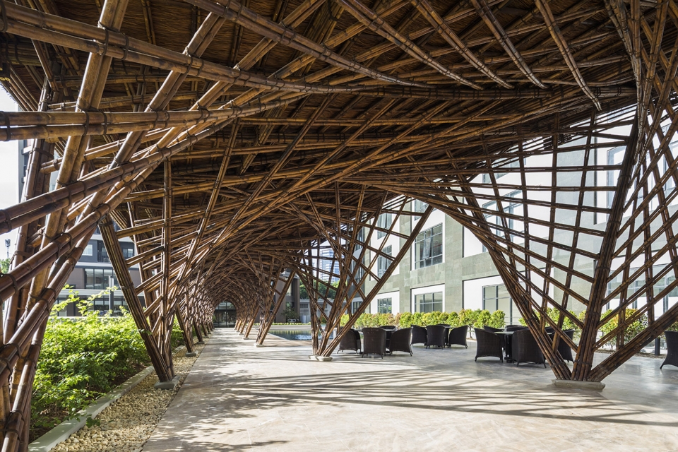 vinata bamboo pavilion by vo trong nghia architects