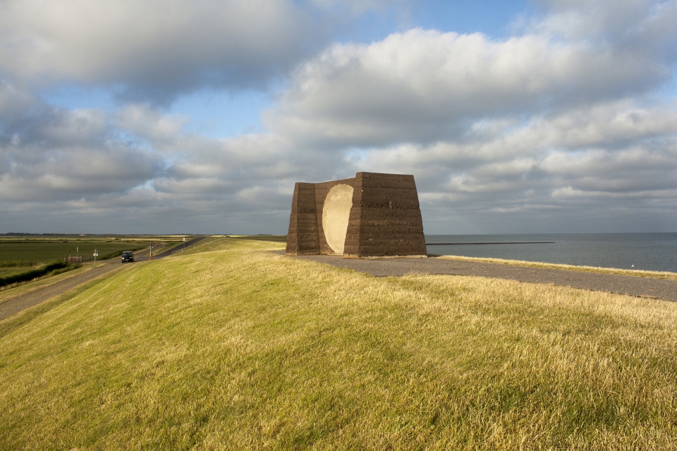 GROUNDED by Studio Elmo Vermijs