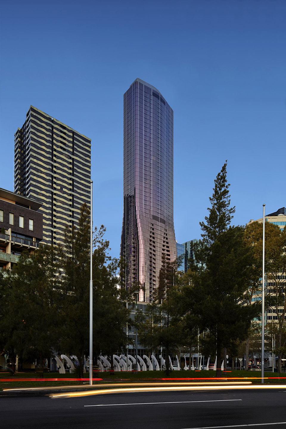 Eq. Tower by Elenberg Fraser 谷德设计网