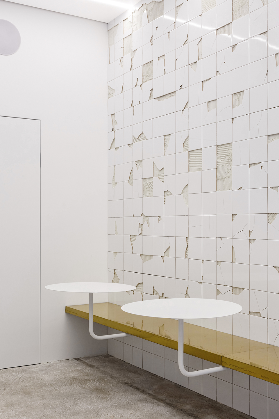 Bronze Glow by Crosby Studios 谷德设计网