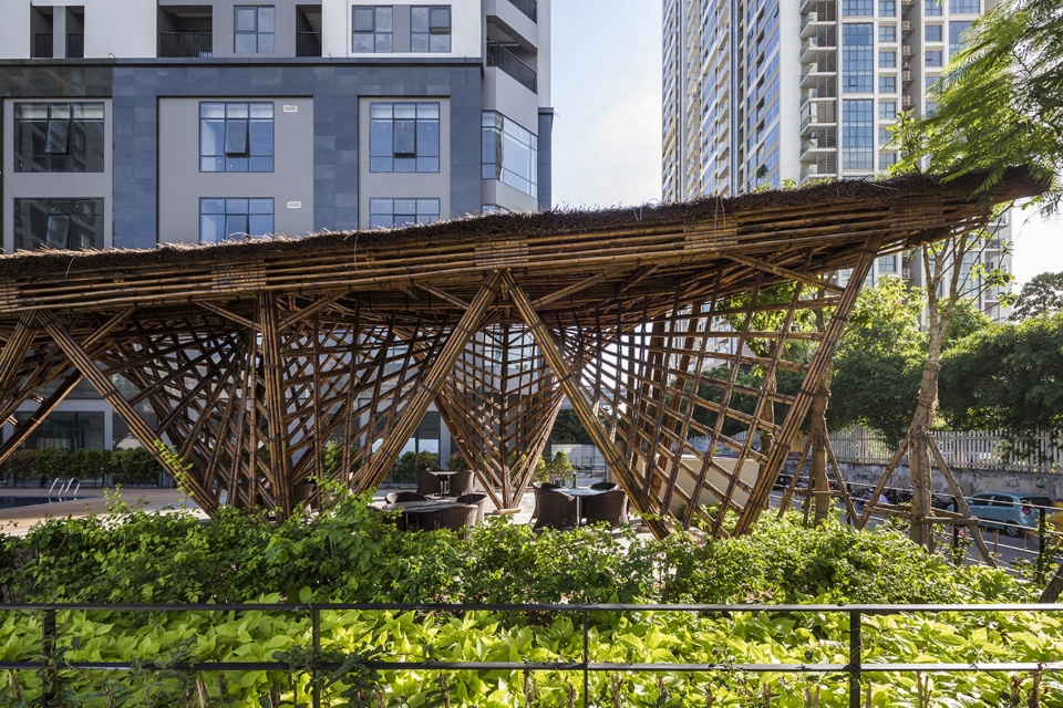 vinata bamboo pavilion by vo trong nghia architects